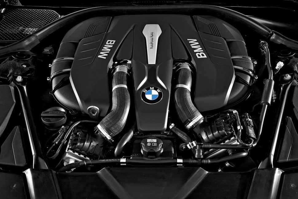 2016 BMW 7-Series 